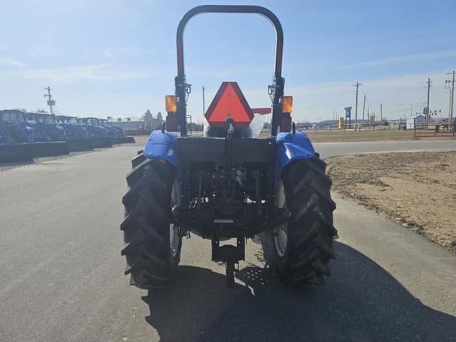 Image of New Holland Workmaster 50 equipment image 4