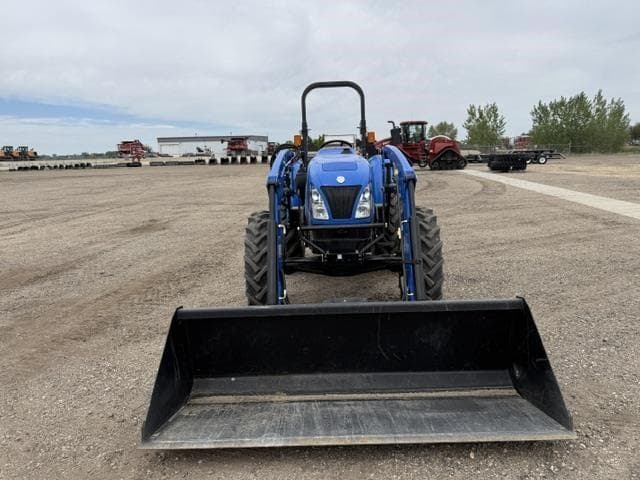 Image of New Holland Workmaster 60 equipment image 2