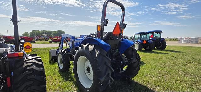 Image of New Holland Workmaster 70 equipment image 2