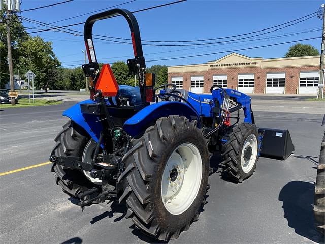 Image of New Holland Workmaster 70 equipment image 2