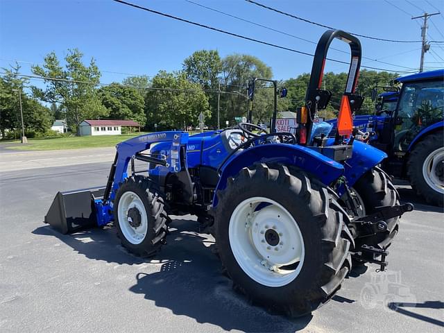 Image of New Holland Workmaster 70 equipment image 3