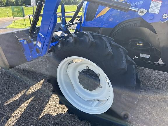 Image of New Holland Workmaster 70 equipment image 3