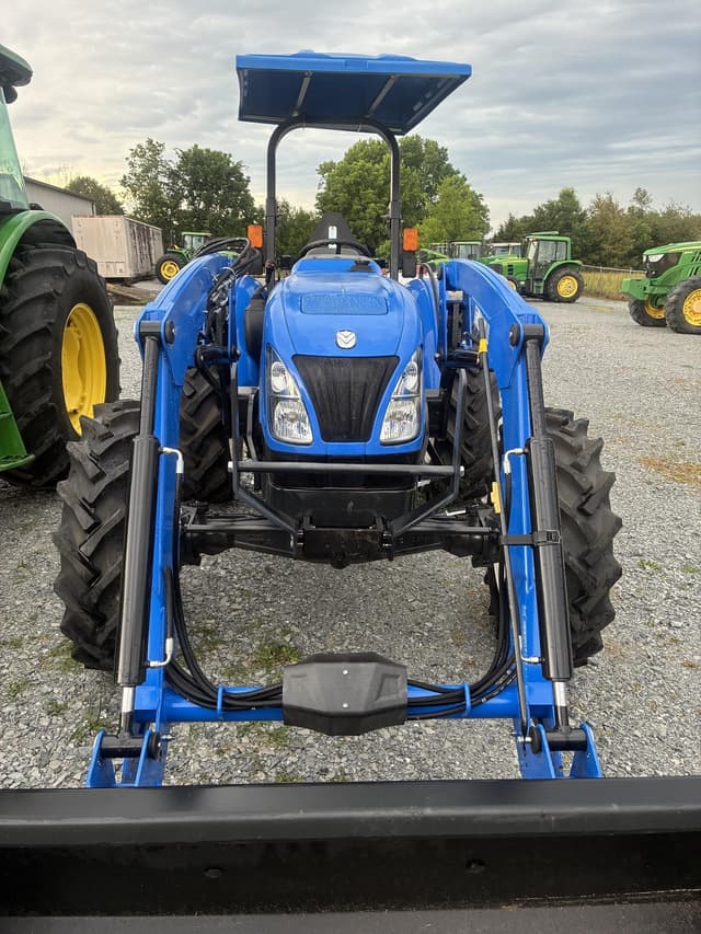 Image of New Holland Workmaster 70 equipment image 3