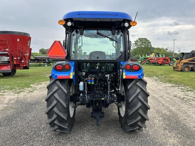 Image of New Holland Workmaster 75 equipment image 3