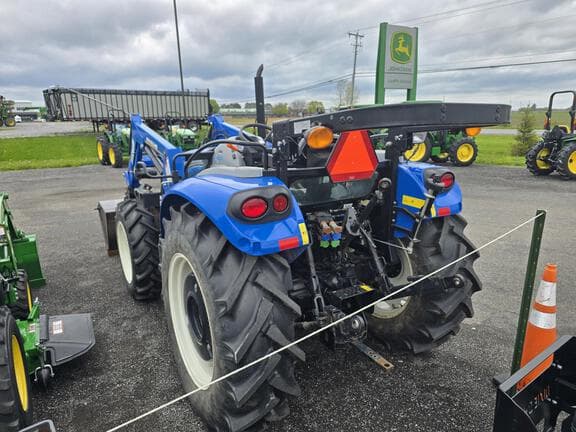 Image of New Holland Workmaster 75 equipment image 3