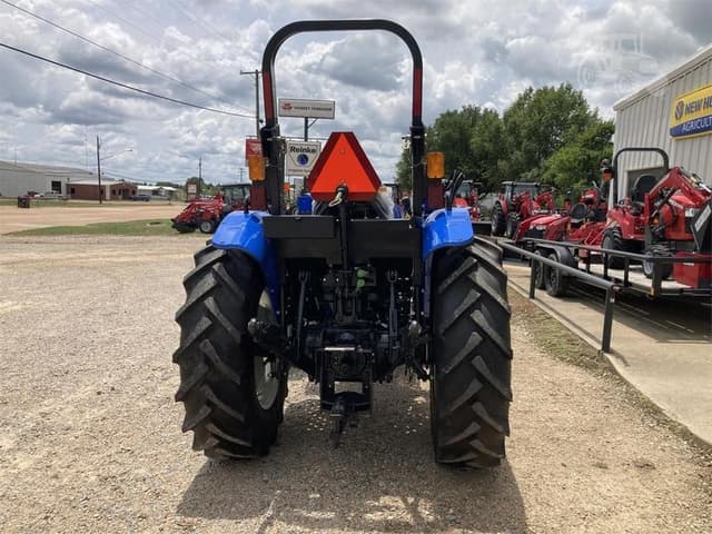 Image of New Holland Workmaster 70 equipment image 4