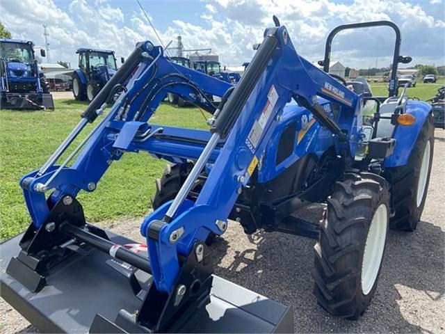 Image of New Holland Workmaster 75 equipment image 4