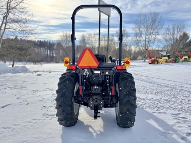 Image of New Holland Workmaster 40 equipment image 4