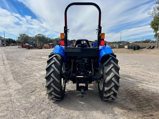 Image of New Holland Workmaster 50 equipment image 4