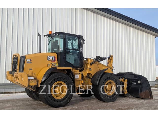 Image of Caterpillar 920 equipment image 2