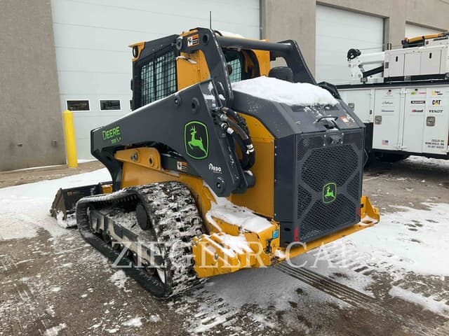 Image of John Deere 333P equipment image 3