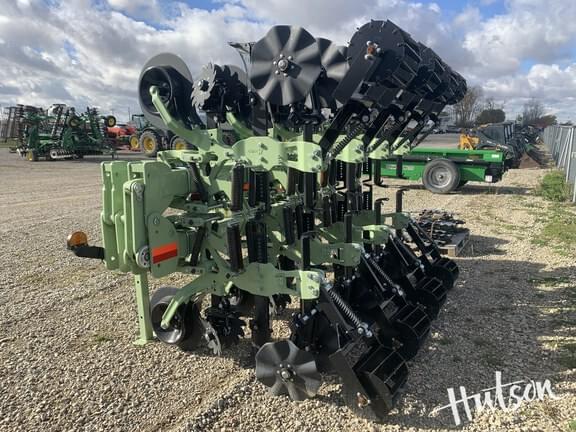 Image of Orthman 1tRIPr equipment image 1