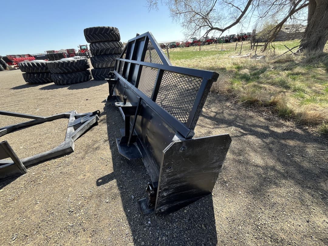 Image of Otter Dozer Blade Primary image