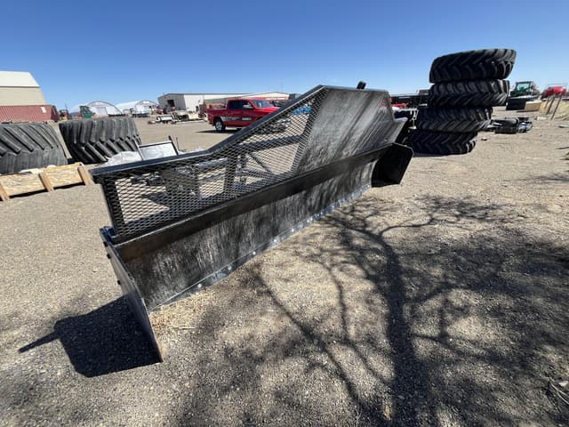 Image of Otter Dozer Blade equipment image 4