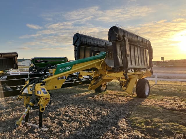 Image of Oxbo 2228 equipment image 1