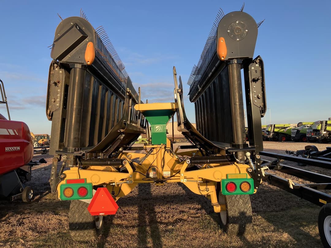 Image of Oxbo 2228 Primary image