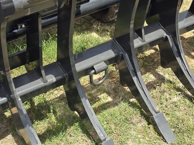 Image of Paladin Root Rake 78" equipment image 3