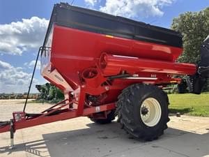 2024 Parker 842 Image