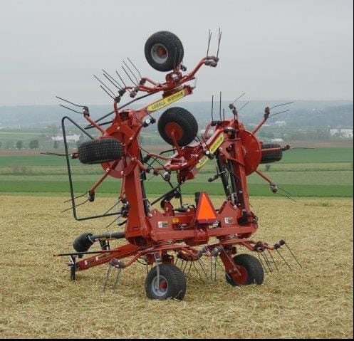 2024 Pequea HT6202 Equipment Image0