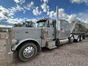 2024 Peterbilt 389 Image