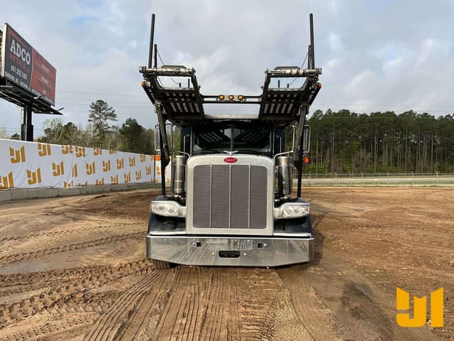 Image of Peterbilt 389 equipment image 1