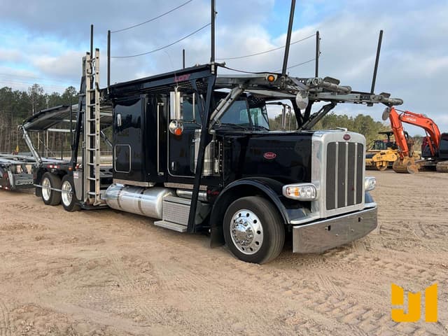 Image of Peterbilt 389 equipment image 2