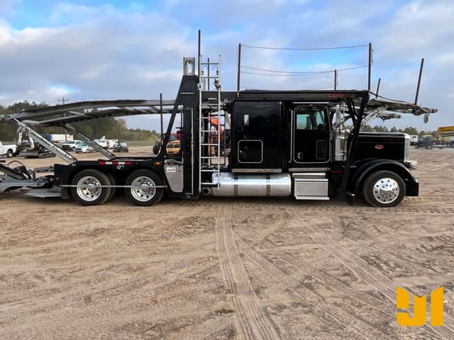 Image of Peterbilt 389 equipment image 3