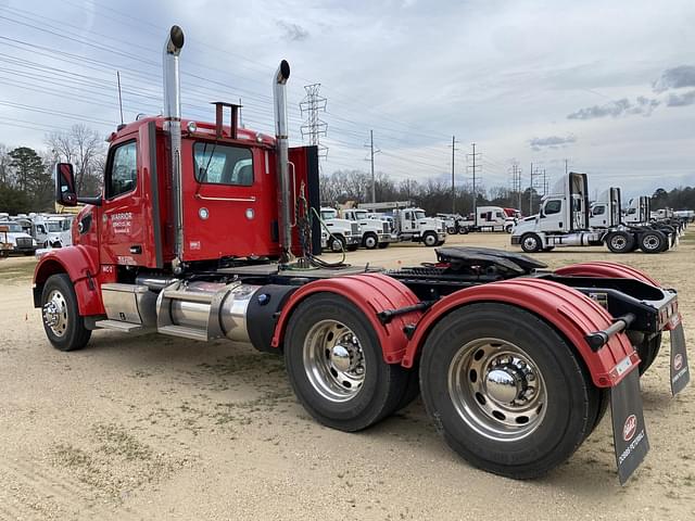 Image of Peterbilt 567 equipment image 1