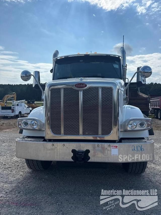 Image of Peterbilt 567 equipment image 1
