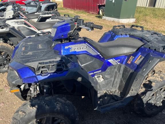 Image of Polaris Sportsman 850 Premium equipment image 1