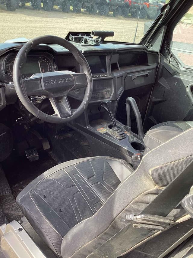 Image of Polaris General XP 1000 Ultimate equipment image 3