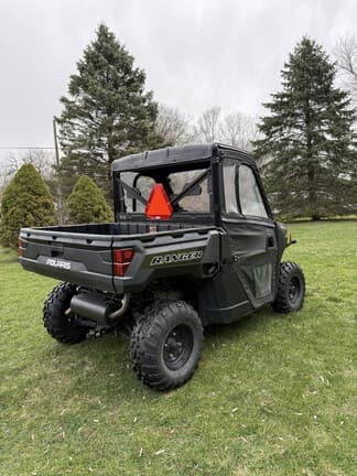 Image of Polaris Ranger XP 1000 equipment image 2