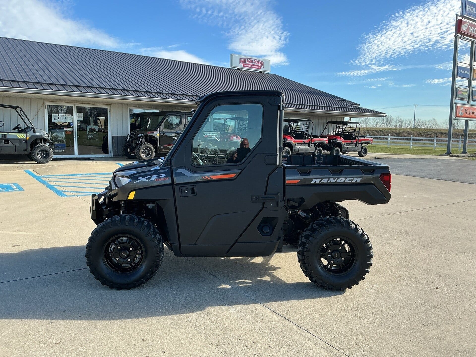 2024 Polaris Ranger XP 1000 Northstar Ultimate Equipment Image0