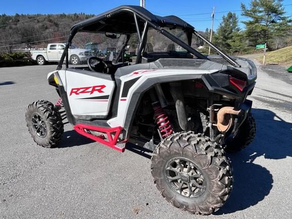 Image of Polaris RZR XP 1000 equipment image 4