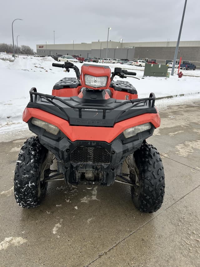 Image of Polaris Sportsman Touring 570 EFI equipment image 1