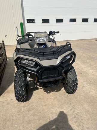 Image of Polaris Sportsman 570 EPS equipment image 2
