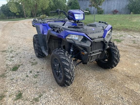 Image of Polaris Sportsman 850 equipment image 1