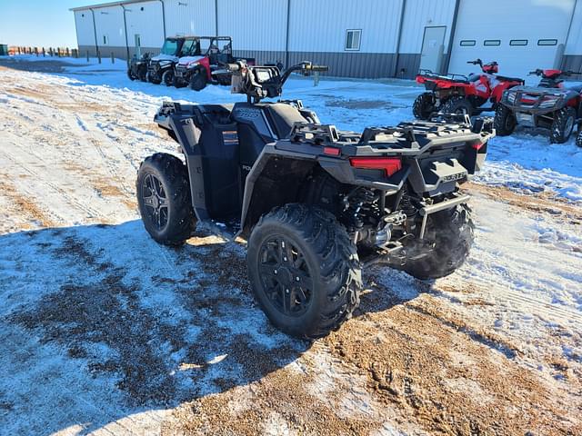 Image of Polaris Sportsman 850 equipment image 3