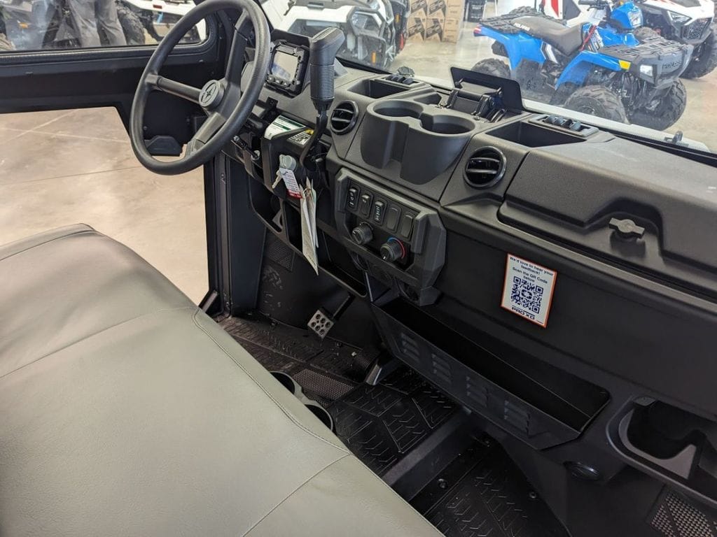 2024 Polaris Commercial Pro XD Equipment Image0