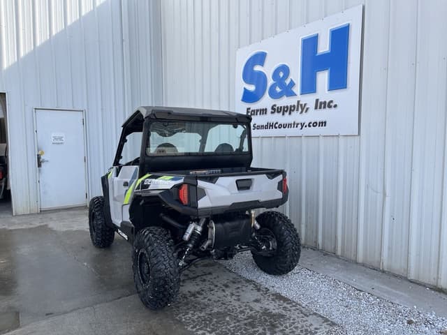 Image of Polaris General XP 1000 Sport equipment image 4