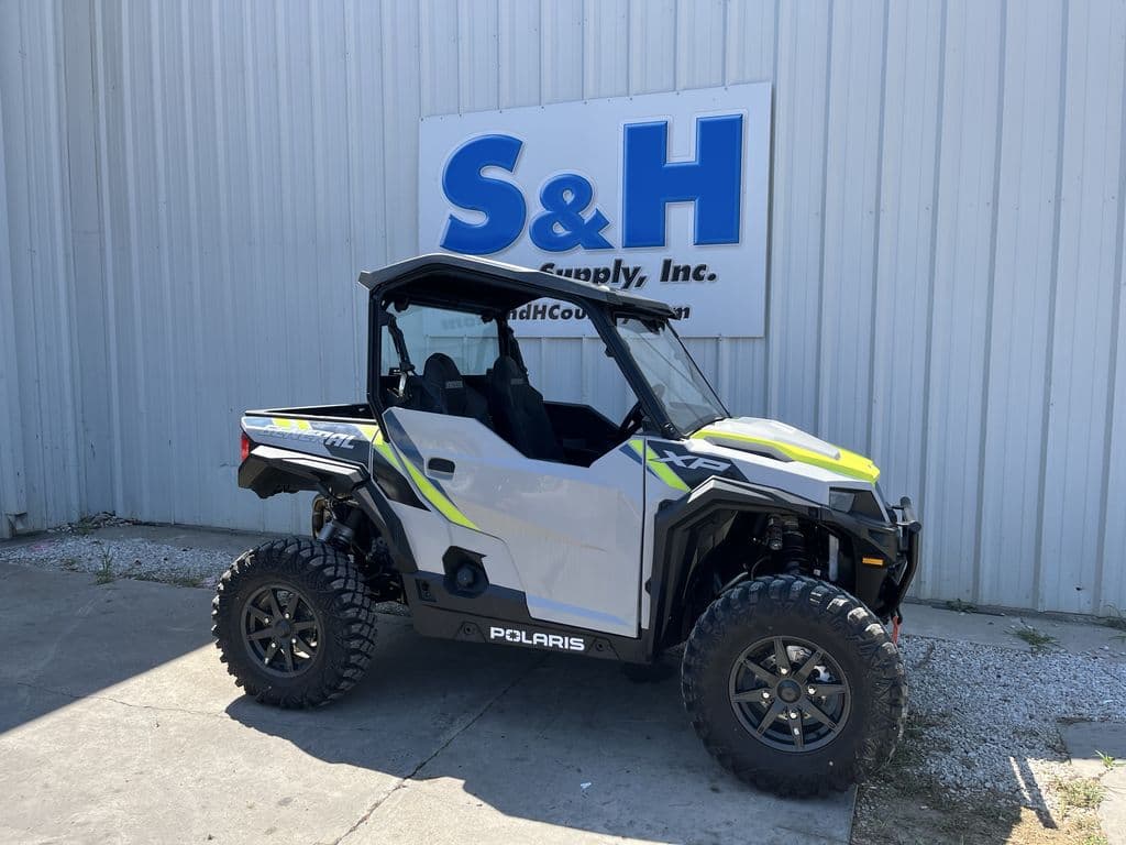 Image of Polaris General XP 1000 Sport Primary image