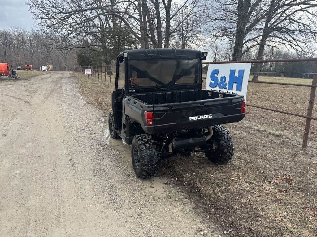 Image of Polaris Ranger 1000 Crew Premium Image 0