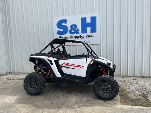 Image of Polaris RZR XP 1000 Sport equipment image 1