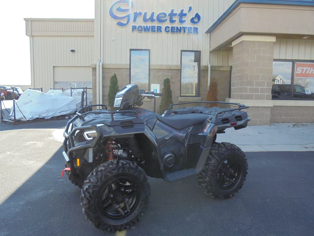2024 Polaris Sportsman 570 Ride Command Equipment Image0