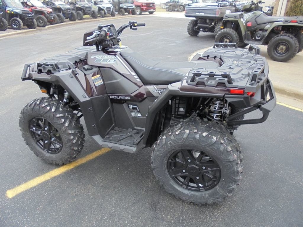 2024 Polaris Sportsman 850 Ultimate Trail Equipment Image0