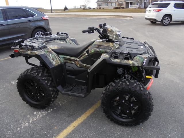 Image of Polaris Sportsman 850 Ultimate Trail equipment image 2