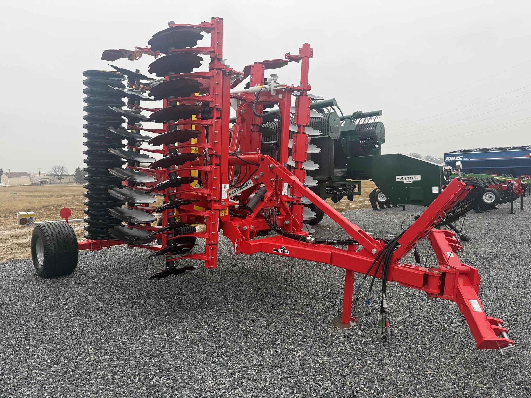 2024 Pottinger Terradisc 5001T Equipment Image0