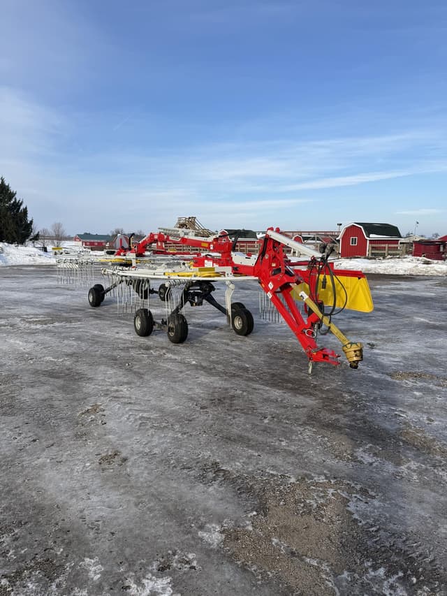 Image of Pottinger Top 692A equipment image 1