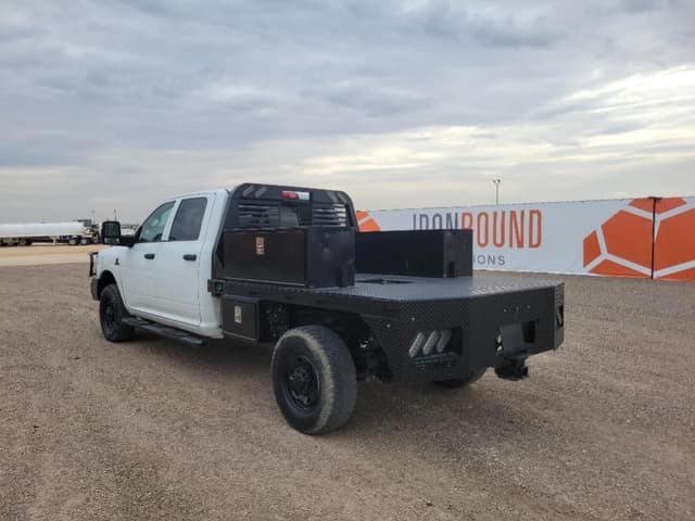 Image of Dodge Ram 2500 equipment image 2