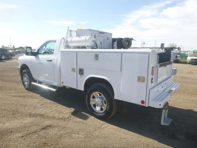 Image of Dodge Ram 2500 equipment image 3